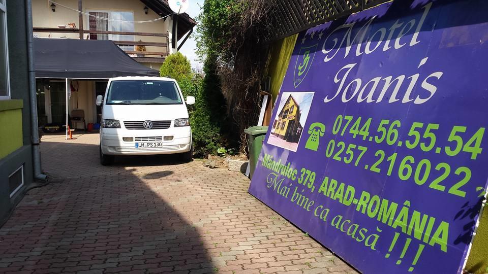 Motel Ioanis Mindruloc Екстер'єр фото