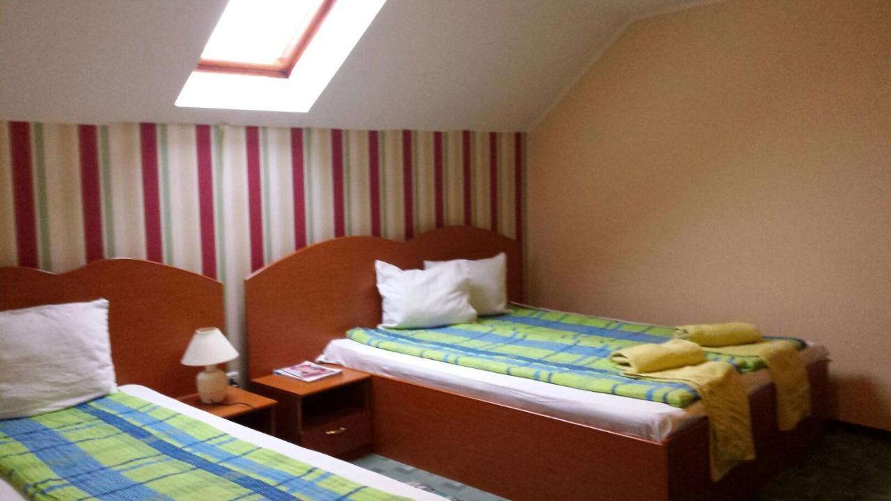 Motel Ioanis Mindruloc Екстер'єр фото